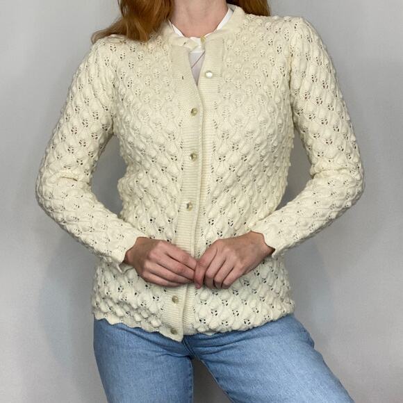 Vintage Montgomery Ward Wintuk Small Ivory Open Knit Button Front Cardigan - Picture 7 of 10